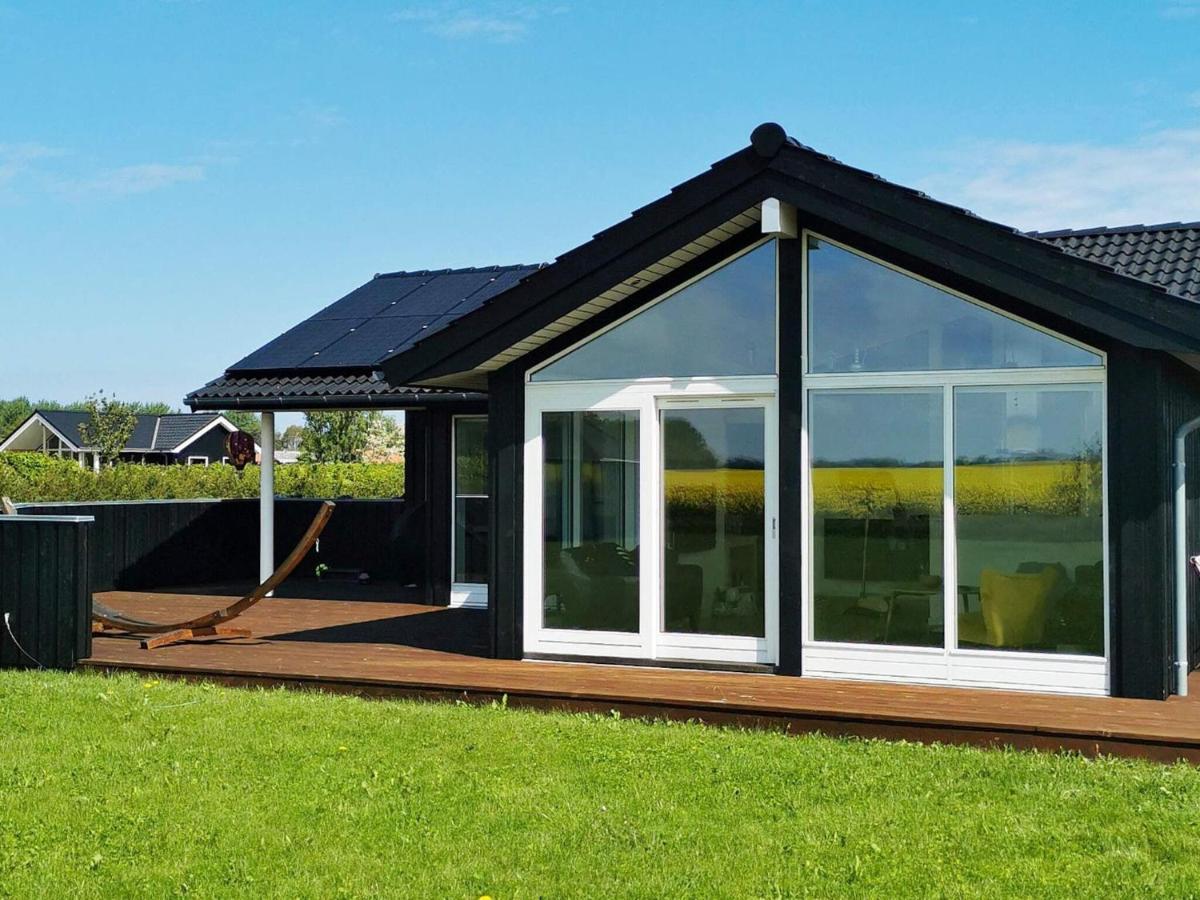 9 Person Holiday Home In Otterup Buitenkant foto