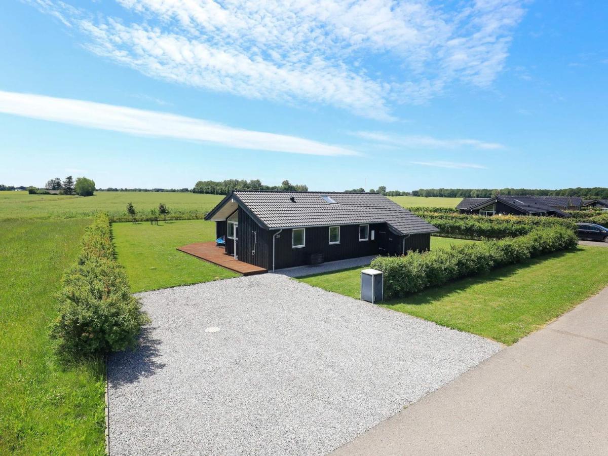 9 Person Holiday Home In Otterup Buitenkant foto